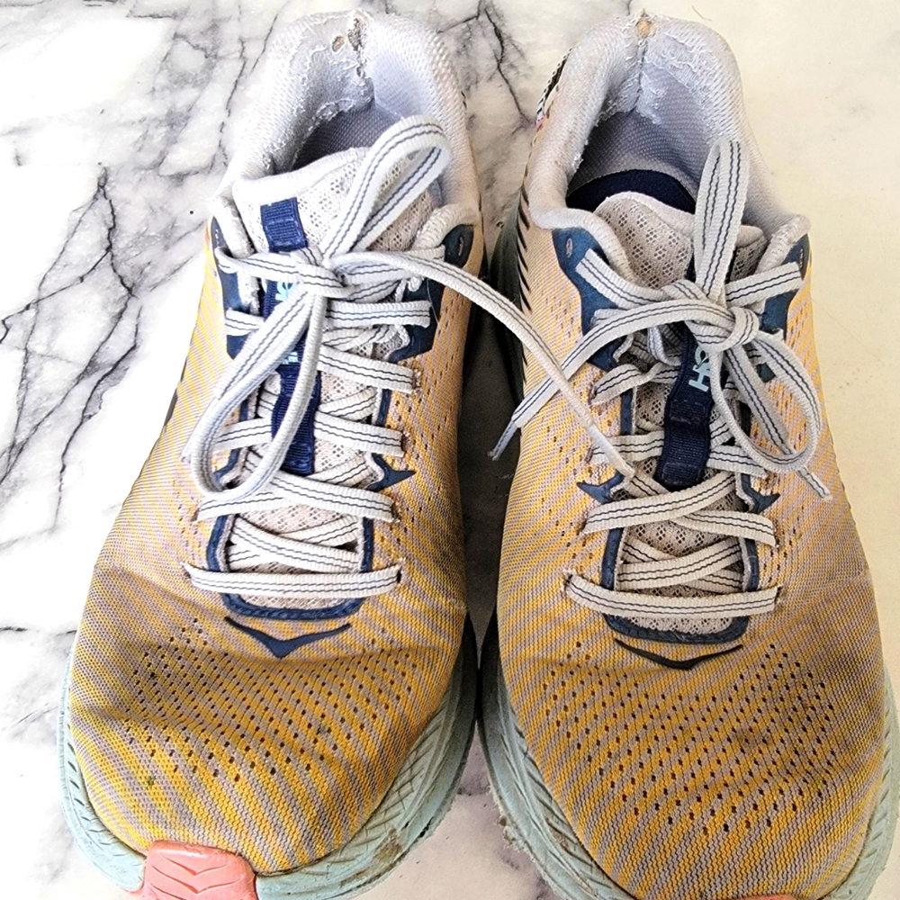 Hoka One One Rincon 2 1110515-LRBI Women's Size 8.5  Used with flaws
